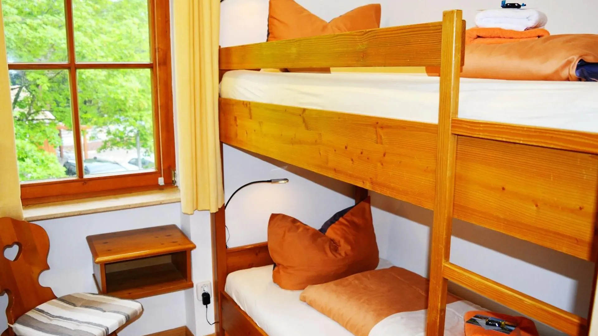 Apartment Ferienresidenz Chiemseestrand - Chiemseesonne Chieming